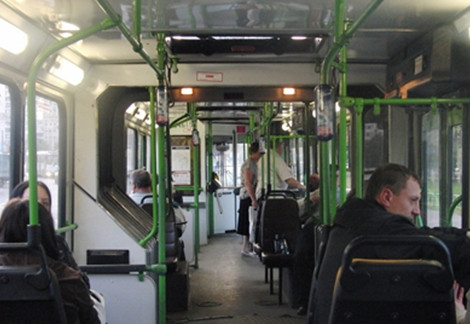 Trong xe buýt ở thủ đô Moscow.