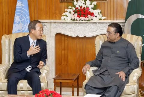 Tổng thư ký LHQ Ban Ki-moon thảo luận với lãnh đạo Pakistan.