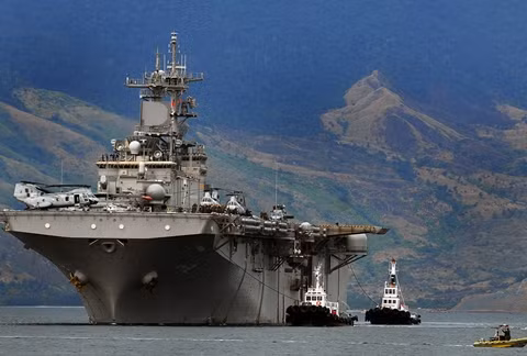 Việc cho phép Mỹ sử dụng căn cứ Subic chắc chắn sẽ có tác động lớn hơn. Trong ảnh: tàu chiến Mỹ USS Essex.