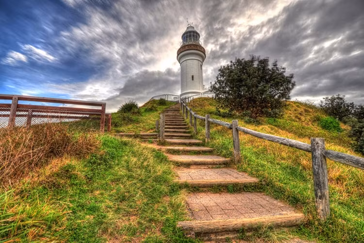 Hải đăng trên Vịnh Cape Byron, Australia.