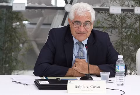 Nhà phân tích Ralph Cossa: "“Điều này có nghĩa là: Cái gì của tôi là của tôi, còn cái gì là của anh thì chúng ta cùng nhau khai thác!"