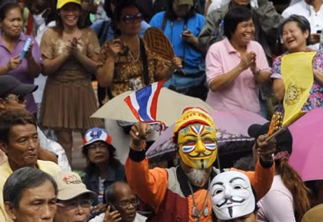 Biểu tình chống Dự luật ân xá có vẻ ôn hòa hơn.