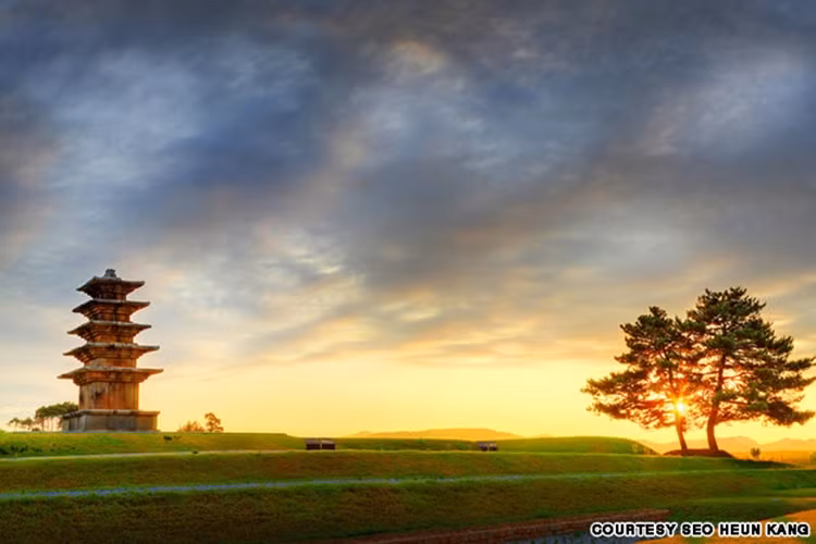 Ngôi chùa Wanggungri 5 tầng chính là một trong những biểu tượng của cố đô Iksan của Vương triều Baekje cổ đại.