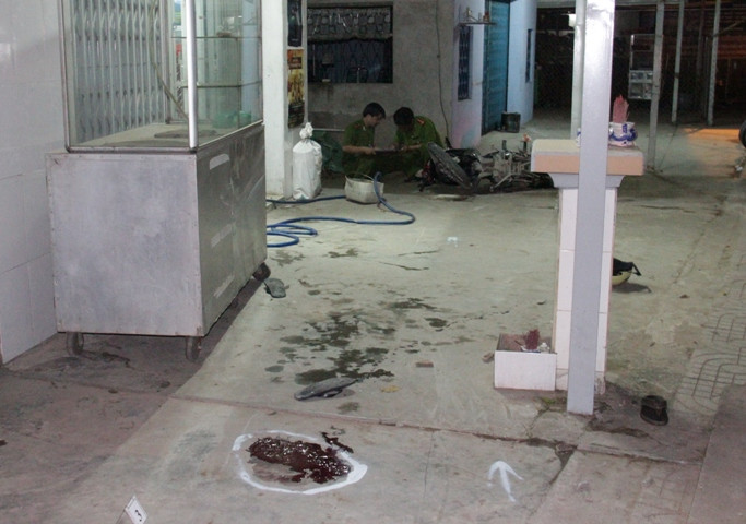 Cơ quan điều tra đang tiến hành khám nghiệm hiện trường làm rõ nguyên nhân.