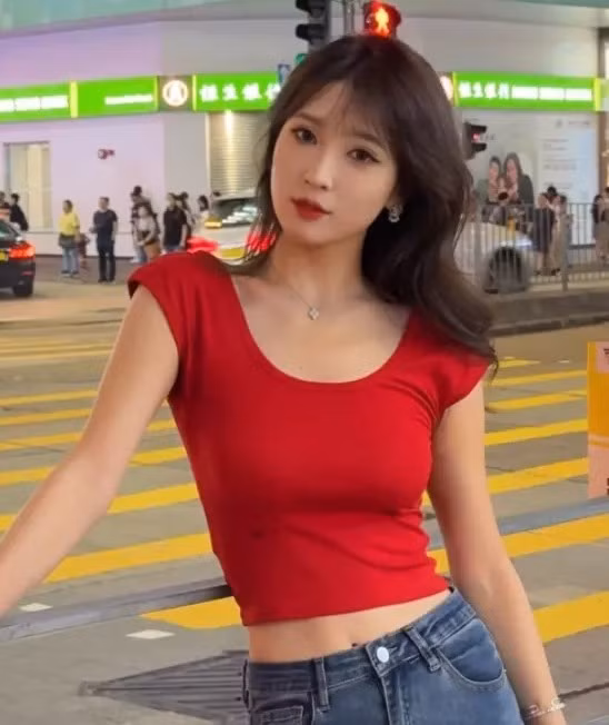 Nhan sắc ngọt ngào của thí sinh Coco Vương.