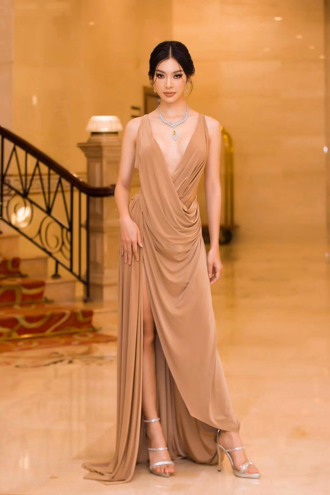 Thiên Hương tự hào về trách nhiệm và sự nỗ lực của mình. Cô mong muốn trở thành nghệ sĩ đa năng và doanh nhân thành đạt.