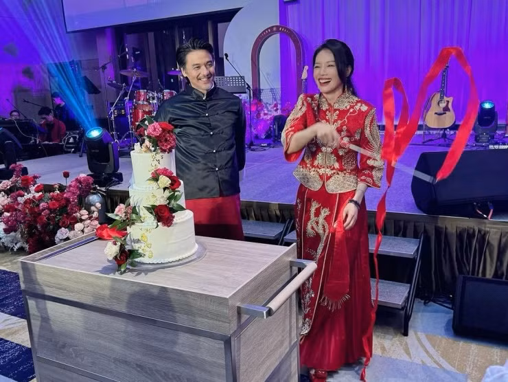 Sau khi kết hôn, Thư Kỳ không chia sẻ nhiều về đời tư trên mạng xã hội. Tuy nhiên, vào những dịp đặc biệt, cô không ngại gửi gắm những lời ngọt ngào tới nửa kia.