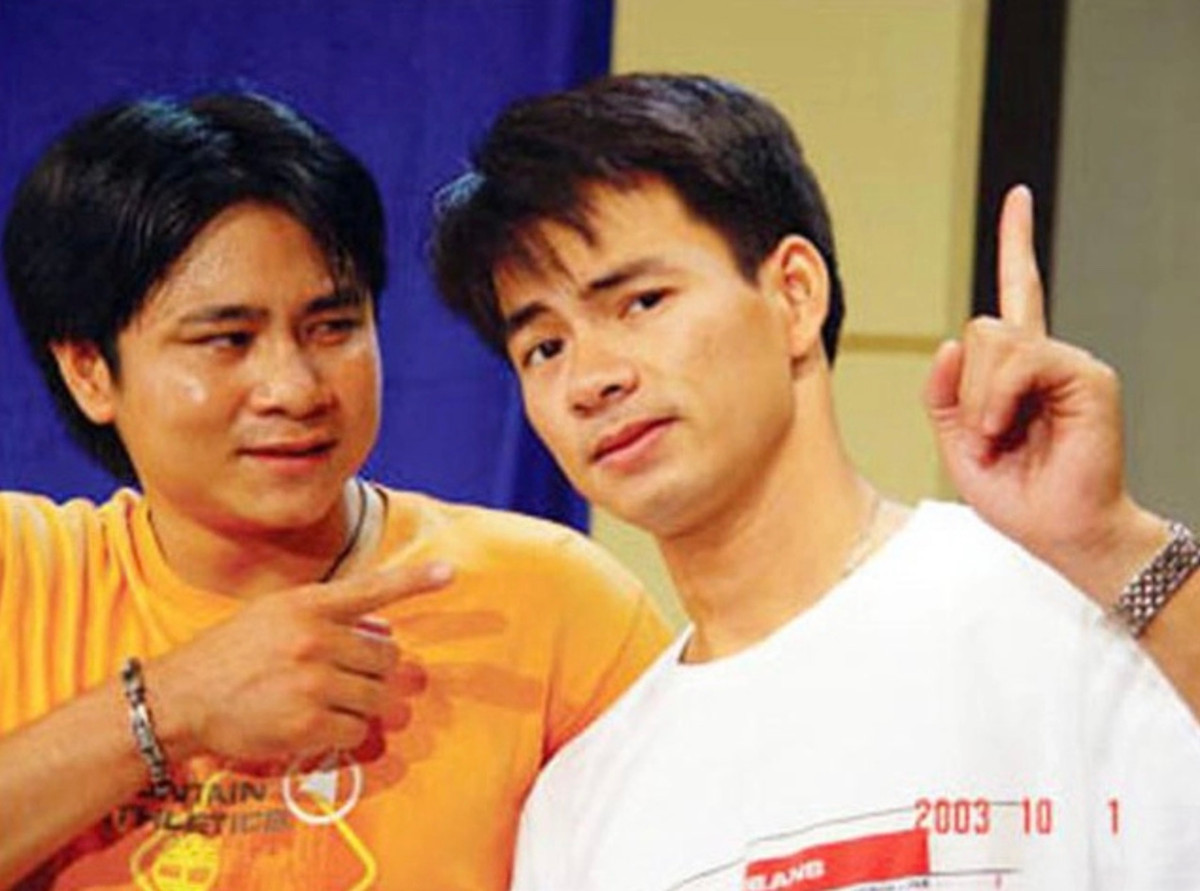 NSND Tự Long tên thật là Vũ Tự Long, sinh năm 1973 tại Bắc Ninh. Anh hoạt động trong nhiều lĩnh vực: hài, chèo và phim ảnh. Tự Long được biết đến và yêu mến nhiều khi tham gia đóng hài trong các chương trình Gặp nhau cuối tuần, Gặp nhau cuối năm, đặc biệt các tiểu phẩm cùng NSND Xuân Bắc... (Ảnh: VTV)