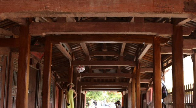 Chùa Cầu hiện đã hoàn thành toàn bộ hạng mục trùng tu gồm hệ nền, móng, mố, trụ cầu; hệ sàn, khung gỗ, mái; hệ thống điện, chống mối công trình...