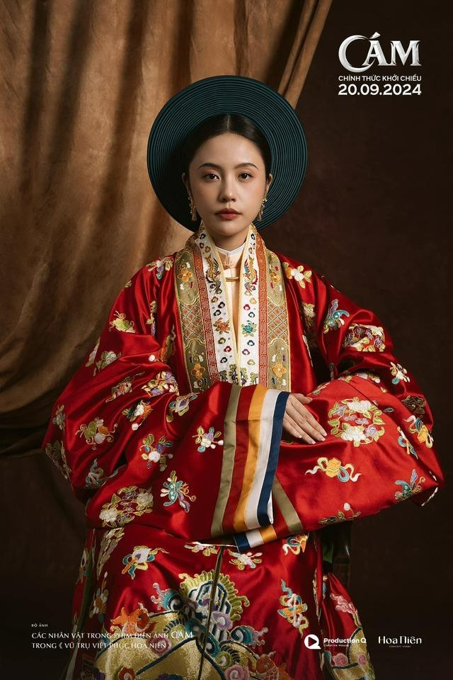 ##b###Rima Thanh Vy là cái tên được chú ý khi vào vai Tấm trong bộ phim điện ảnh "Cám". Trong phim, nhân vật Tấm có phân đoạn tắm hồ sen, khoe phần nhạy cảm của cơ thể. Đây cũng là lần đầu tiên Rima Thanh Vy "nude" trên màn ảnh rộng.