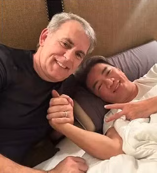 Ca si Vu Ha tiet lo tinh trang hien tai cua Dam Vinh Hung-Hinh-15