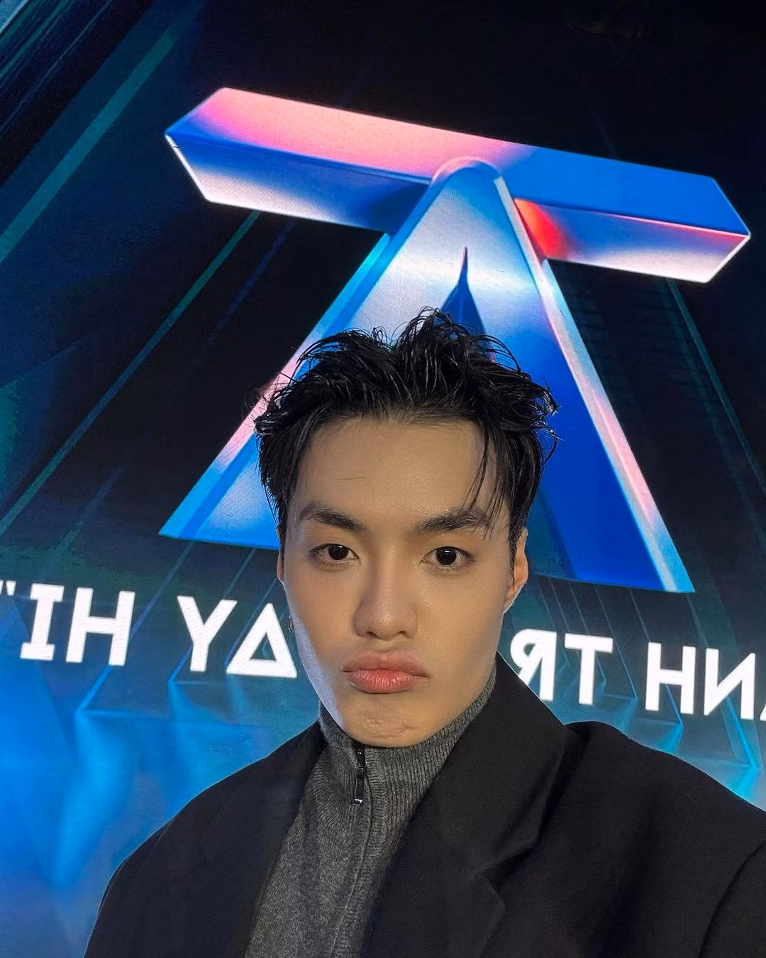 Scandal cua Negav: Cong ty quan ly, BTC Anh trai say hi o dau?-Hinh-3