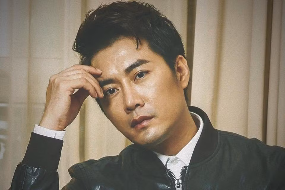 Khoi Tran buc xuc vi bi ke gian mao danh de lua dao