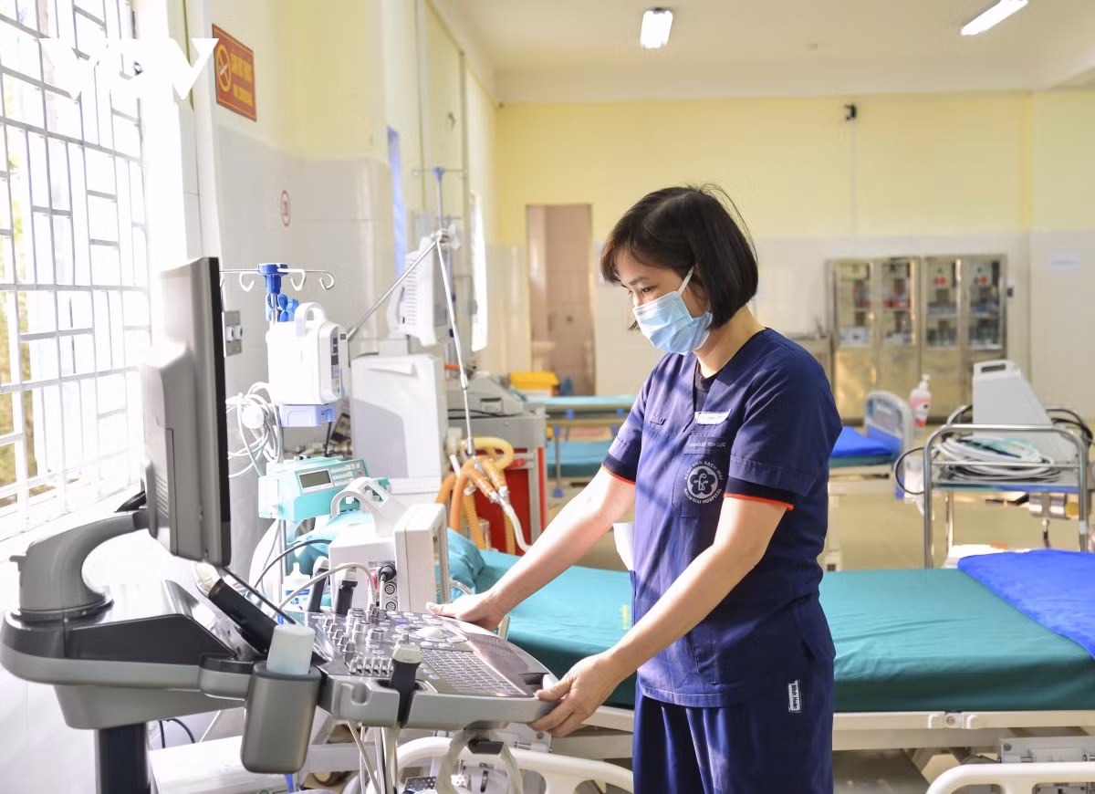 Đơn vị hồi sức cấp cứu quan trọng nhất trong bệnh viện dã chiến về cơ bản đã hoàn thiện có thể đưa vào sử dụng ngay.