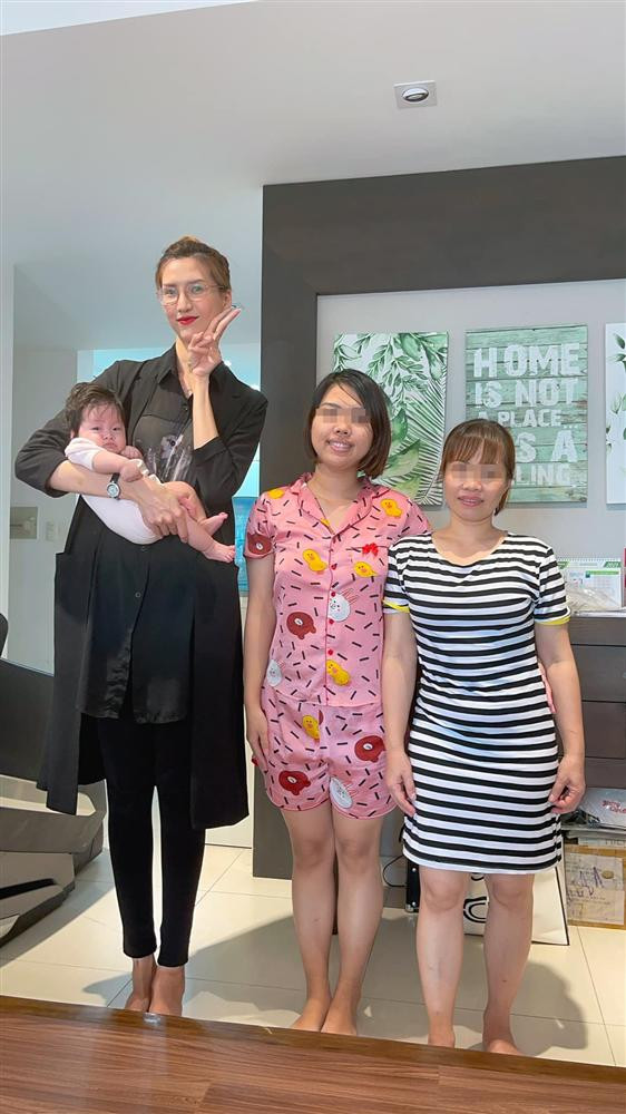 Pha Le do khoc do cuoi khi mau nu 1m90 choi nha