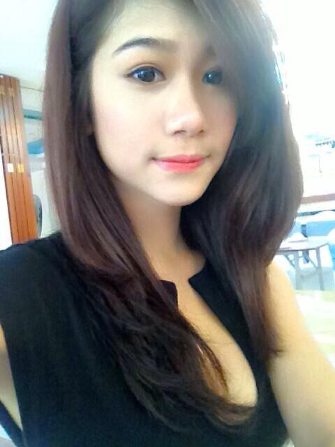 Người đẹp cho rằng, vẻ đẹp của mình được cha mẹ ban tặng và đã được công nhận chứ không phải chờ... danh hiệu của BTC.