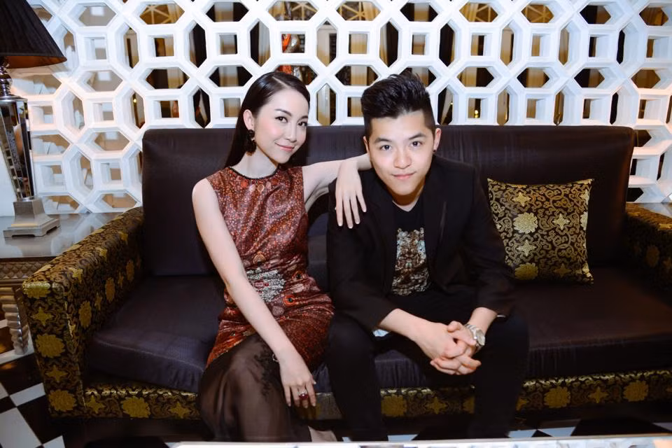 Linh Nga từng có lần chia sẻ về mơ ước của cậu em trai cưng, Hùng Minh mong muốn trở thành một doanh nhân trong lĩnh vực nhà hàng khách sạn chứ không đam mê nghiệp múa như chị gái và bố mẹ.