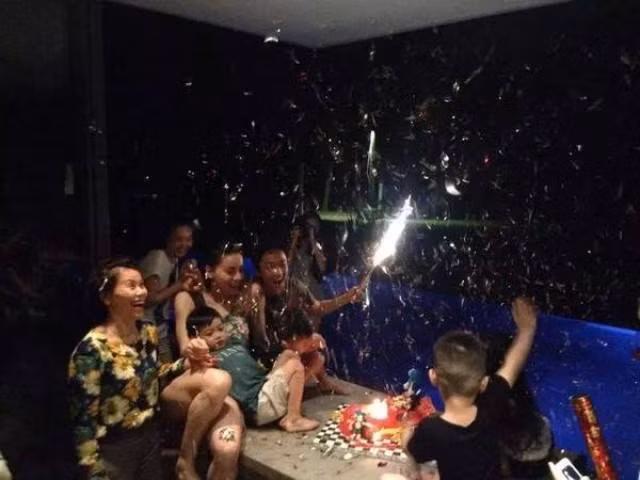 Và cùng con trai đón sinh nhật thứ tư hoành tráng vào ngày 21/6 vừa qua.