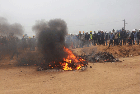 4. Khoảng 7h sáng 9/1, tại khu vực nhà máy của tập đoàn Samsung đóng tại huyện Phổ Yên, tỉnh Thái Nguyên đã xảy ra vụ xô xát giữa công nhân và bảo vệ. Hàng nghìn công nhân đã kéo đến tấn công đội ngũ bảo vệ, phóng hỏa đốt nhà container của các bảo vệ này.