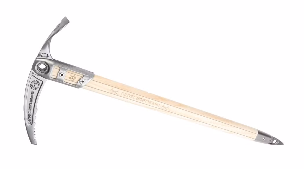 Rìu phá băng. Thành viên của Dân ủy Nội vụ Liên Xô có tên Ramon Mercader đã tấn công chính trị gia Lev Trostky bằng chiếc rìu phá băng năm 1940.