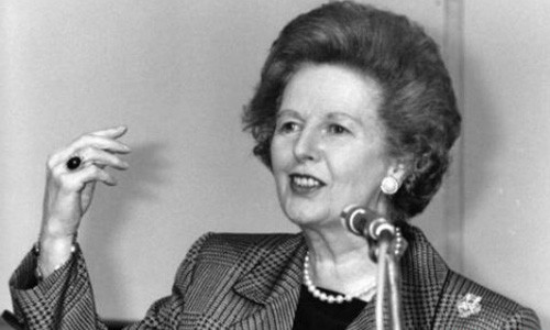 Đội an ninh đảm bảo an toàn cho "bà đầm thép" Margaret Thatcher lên đến 20 nữ nhân viên karate. Tuy nhiên, bà cho hay chỉ chấp nhận đội an ninh hùng hậu trên nếu những nhà lãnh đạo nam giới cũng cần số lượng người bảo vệ đông như vậy.