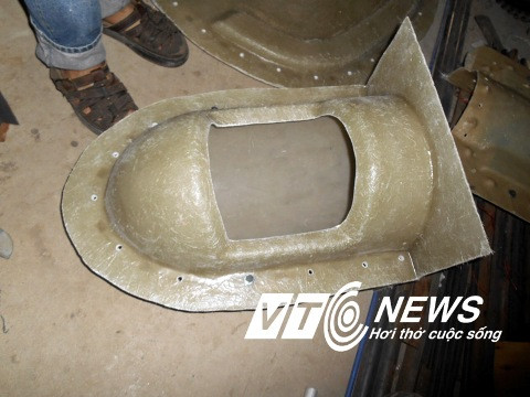 Khuôn mẫu phần đầu của tàu ngầm du lịch mini.