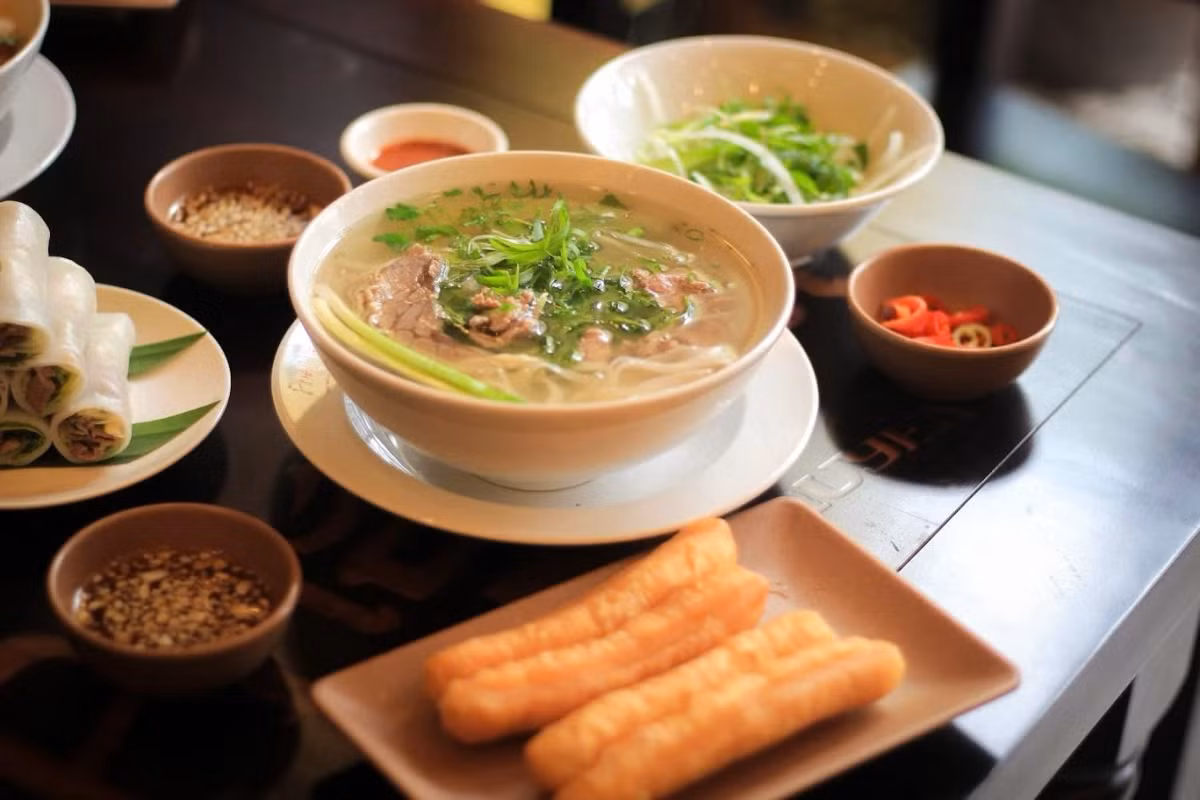 Lich trinh A-Z ngay 30/4 khi den TP.HCM xem dieu binh-Hinh-4