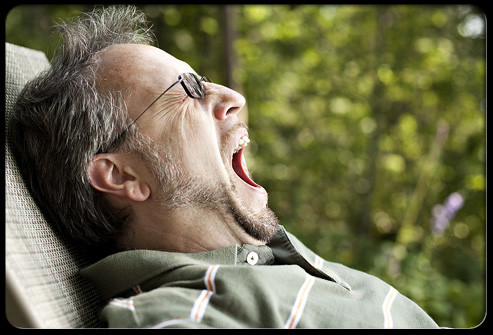 Mệt mỏi (về thể chất và tinh thần) là một triệu chứng mơ hồ của ung thư đã lây lan ở nam giới. Đó có thể là bệnh bạch cầu, ung thư dạ dày, đại tràng.