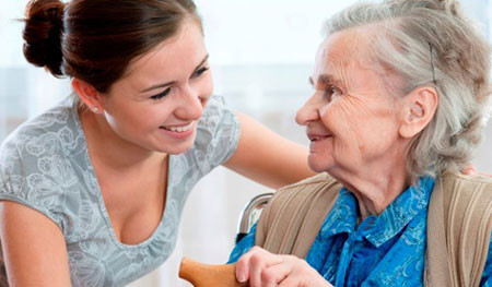 Sai: Ung thư có thể tấn công mọi lứa tuổi, không phân biệt mức độ sức khỏe. Phụ nữ trẻ có thể bị ung thư cổ tử cung hoặc ung thư vú, các vận động viên ngoài trời có thể phát triển ung thư da, và ngay cả những người khỏe mạnh có thể bị ung thư phổi.