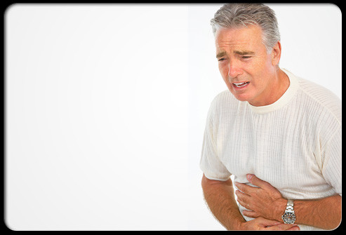  Viêm tụy. Ngoài việc gây kích ứng dạ dày (viêm dạ dày), uống rượu còn gây ra viêm tuyến tụy. Viêm tụy mãn tính cản trở quá trình tiêu hóa, gây đau bụng và tiêu chảy kéo dài. Một số trường hợp viêm tụy được kích hoạt bởi sỏi mật, nhưng đến 60% là do rượu.