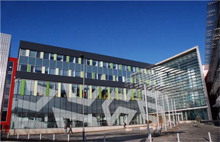 Nghiên cứu này tài trợ bởi Trung tâm nghiên cứu ung thư Vương quốc Anh và Hội đồng Nghiên cứu Y học (MRC), liên quan đến 200 bệnh nhân ung thư được điều trị tại Bệnh viện đa khoa Southampton.