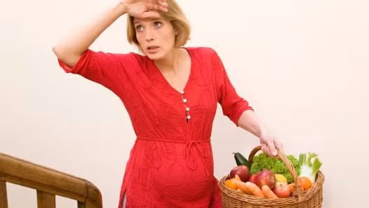 Sinh non do lao động nặng: 57% phụ nữ sợ hãi điều này. Một số quan niệm cho rằng lao động nặng nhọc có thể tăng nguy cơ sinh non, nhưng nhiều nghiên cứu cho thấy rằng đây không phải là kết luận chính xác.