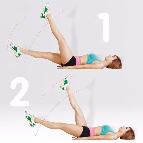 Kết hợp bụng với chân. Bạn nằm ngửa, giữ hai tay song song với nhau. Hít vào, đá hai chân lên trên, và lặp lại liên tục. Hai chân cách nhau một góc 45 độ. Hãy lặp lại động tác này từ 14 đến 16 lần.