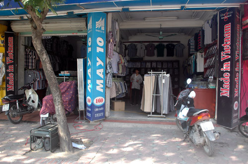 Có máy phát điện, nhưng quạt không dám sử dụng.