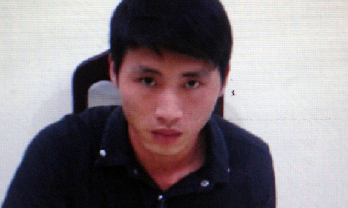 Tên cướp Tuấn tại cơ quan công an.