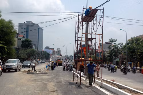 Các công trình phụ trợ cũng dần hoàn thành.