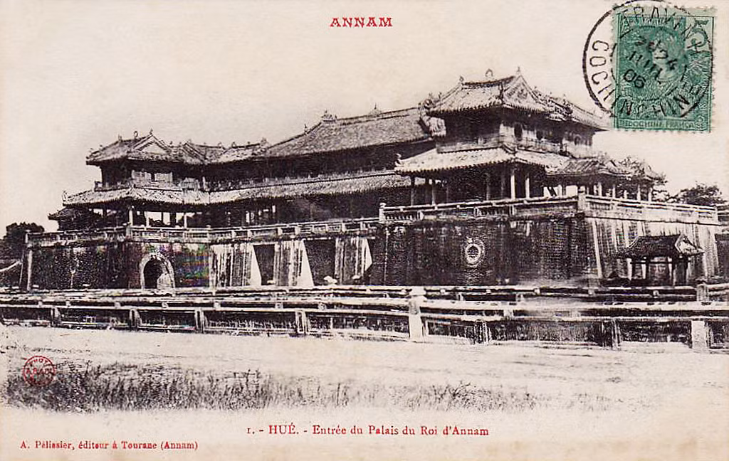 Toàn cảnh Ngọ Môn, cửa chính vào Hoàng thành Huế. Ảnh tư liệu.