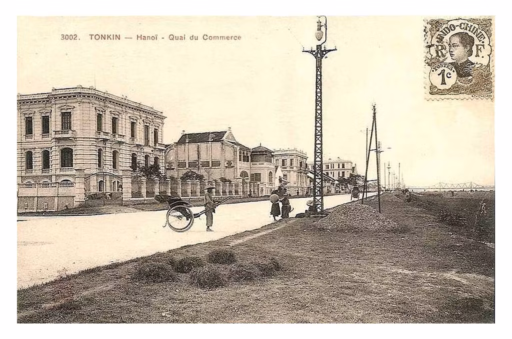 Đường Bến Thương Mại (Quai du Commerce), nay cũng là một phần của đường Trần Nhật Duật. Ảnh tư liệu.