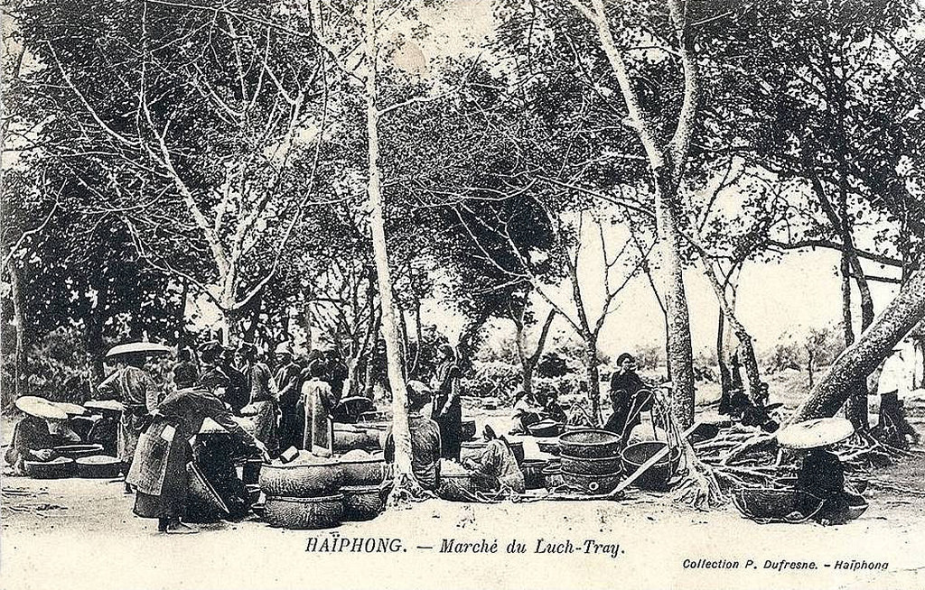 Chợ Lạch Tray ở Hải Phòng. Ảnh tư liệu.