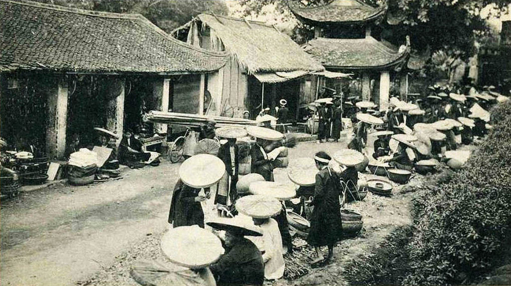 Một góc chợ Bưởi. Ảnh tư liệu.