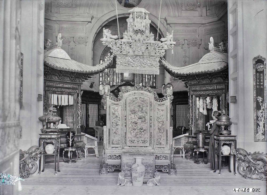 Sảnh lối vào chính Bảo tàng Maurice Long. Đây là bảo tàng kinh tế đầu tiên và có quy mô lớn nhất Đông Dương. Hiện vật trưng bày trong bảo tàng là các sản phẩm phản ánh thành tựu kinh tế ở Đông Dương những năm cuối thế kỷ 19, đầu thế kỷ 20. Ảnh tư liệu.