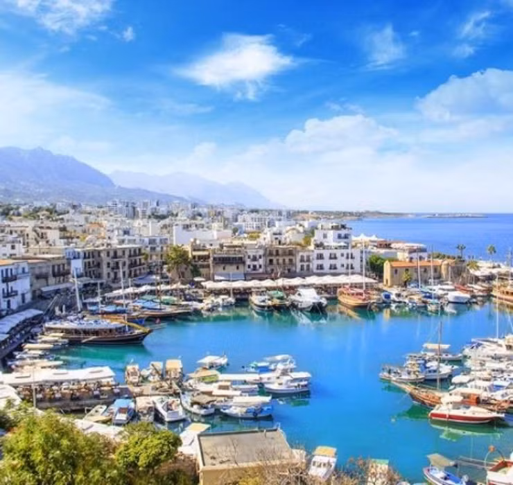 Được biết, có 2 chính sách hộ chiếu mà cộng hoà Síp đã thông qua để các nhà đầu tư có thể định cư hoặc sở hữu quốc tịch Síp.