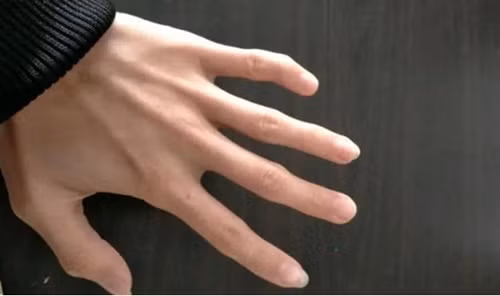 Những người này thường được liệt vào mẫu người của gia đình bởi họ rất biết cách quan tâm, chăm sóc người khác. Quan điểm của họ dựa trên các chuẩn mực đạo đức xã hội nên họ rất ghét sự dối trá, phản bội… Tuy nhiên, nhược điểm của nhóm này lại khá thụ động, cứng nhắc, quá nguyên tắc, không linh động trong từng tình huống nên dẫn đến hành động sai rồi lại phải hối hận vì quyết định của mình lúc trước.