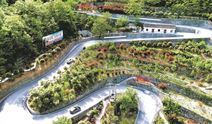 Nếu nhìn từ bên ngoài, ai cũng nghĩ là khu đô thị mới chứ không ai nghĩ là làng xa xôi.