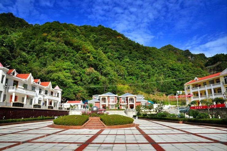 Làng Yaozhie ở Tương Dương, Hồ Bắc, Trung Quốc nằm ở nơi xa xôi, ít người biết đến.