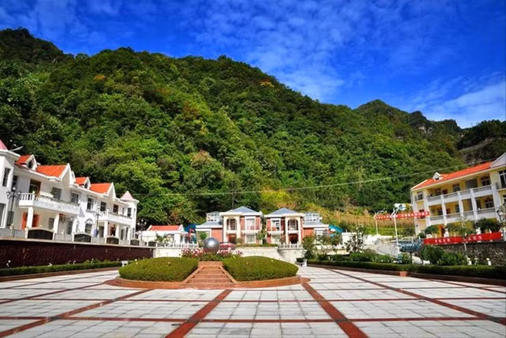 Làng Yaozhie ở Tương Dương, Hồ Bắc, Trung Quốc nằm ở nơi xa xôi, ít người biết đến.