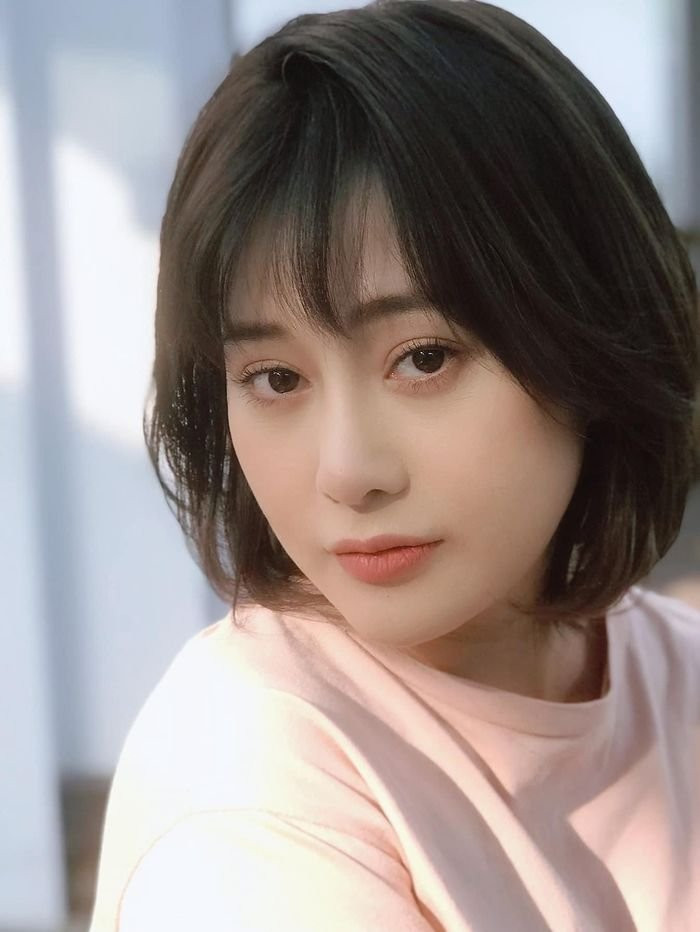 Mỹ nhân Việt tạm biệt tóc dài để phục vụ cho vai diễn - Hình 7 My nhan Viet tam biet toc dai de phuc vu cho vai dien-Hinh-7