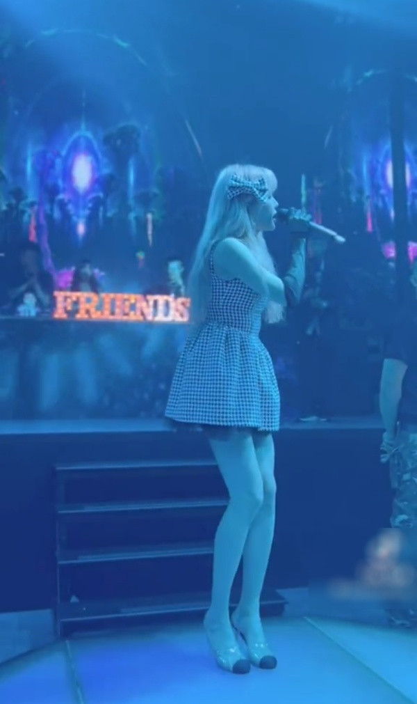 Thieu Bao Tram va nhung lan gay sot voi doi chan dai cuc pham-Hinh-2