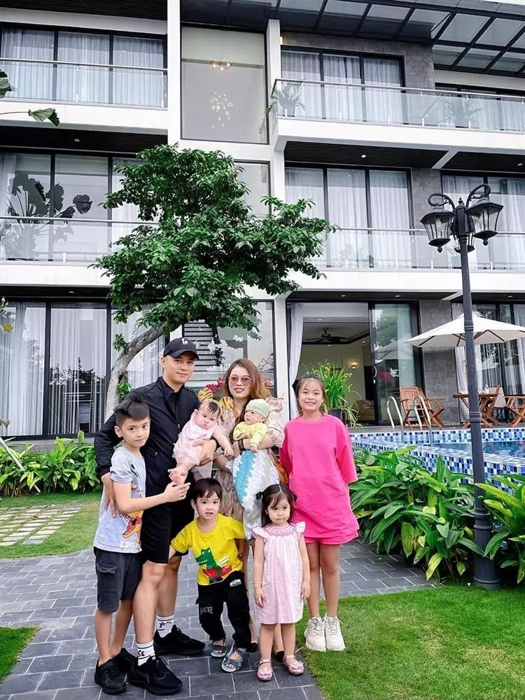 Thai do chong cu khi Hang 'Tui' len talkshow dao boi qua khu-Hinh-4