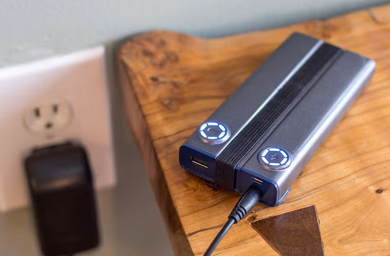 Được nghiên cứu bởi Power Practical, Pronto hiện chỉ mới bắt đầu vào giai đoạn sản xuất, sau khi đã thành công gây quỹ trên Kickstarter. Power Practical hy vọng thời gian giao hàng là vào giữa năm 2015.